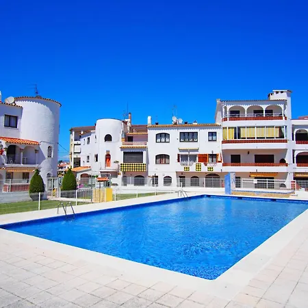 Chabolas By Interhome * Empuriabrava