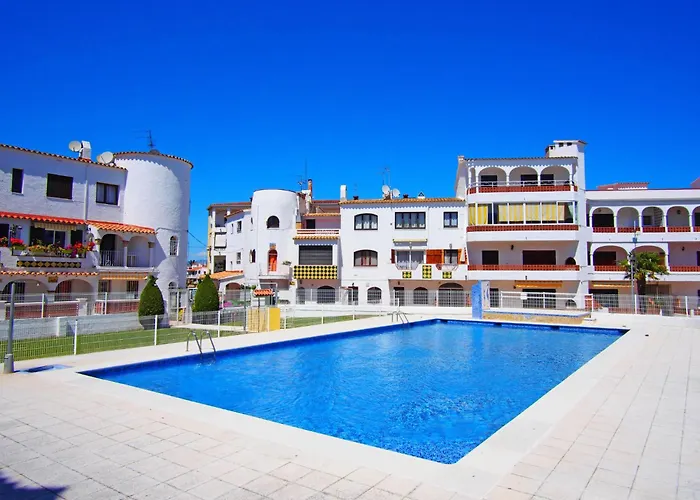 Chabolas By Interhome * Empuriabrava